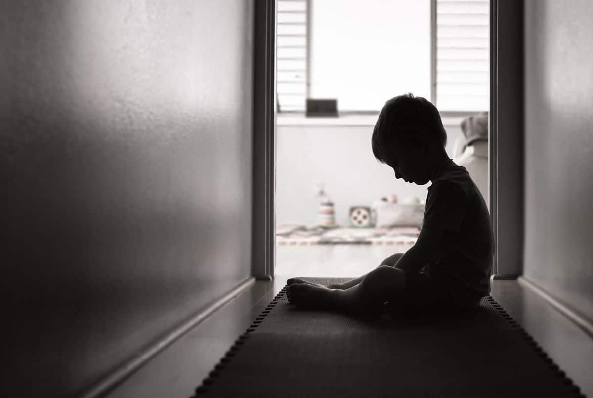 découvrez les erreurs courantes en matière de santé mentale chez les enfants et comment les éviter pour assurer leur bien-être émotionnel et psychologique. informez-vous sur les signes à surveiller et les stratégies à adopter pour soutenir la santé mentale des plus jeunes.
