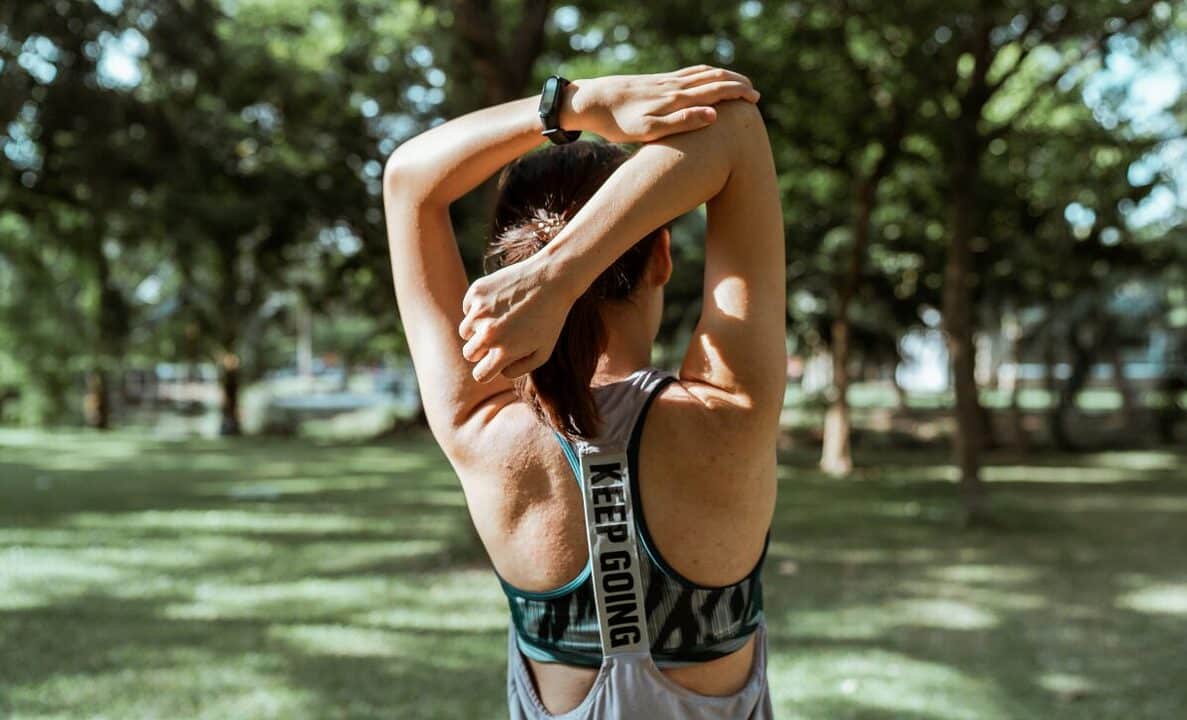 découvrez comment les séries d'exercices peuvent influencer la fatigue musculaire. analysez les effets des répétitions sur vos performances et apprenez à optimiser votre entraînement pour améliorer votre endurance et réduire la fatigue.