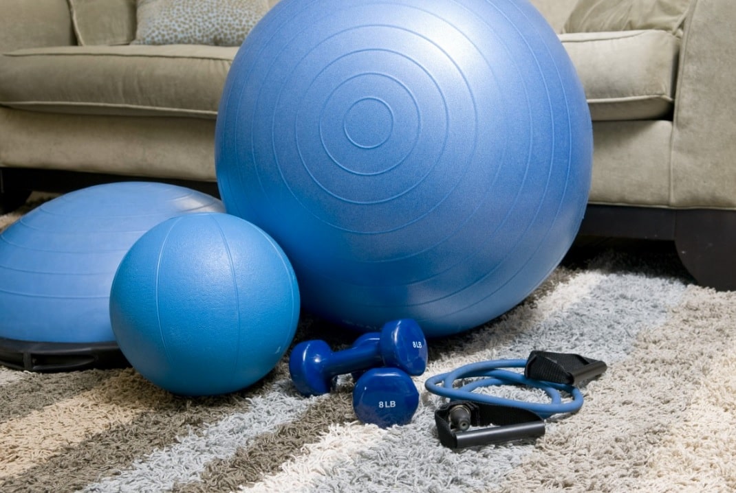 découvrez notre sélection d'accessoires d'entraînement cardio pour améliorer vos performances et rendre vos séances plus efficaces. que vous soyez débutant ou athlète confirmé, trouvez l'équipement dont vous avez besoin pour atteindre vos objectifs fitness.