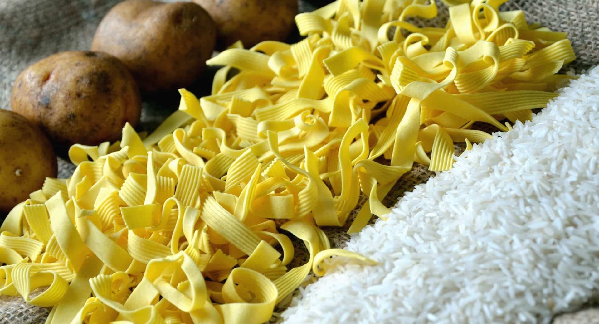 découvrez l'impact des glucides sur la santé, le métabolisme et la performance physique. apprenez comment choisir les bons glucides pour optimiser votre bien-être et atteindre vos objectifs nutritionnels.