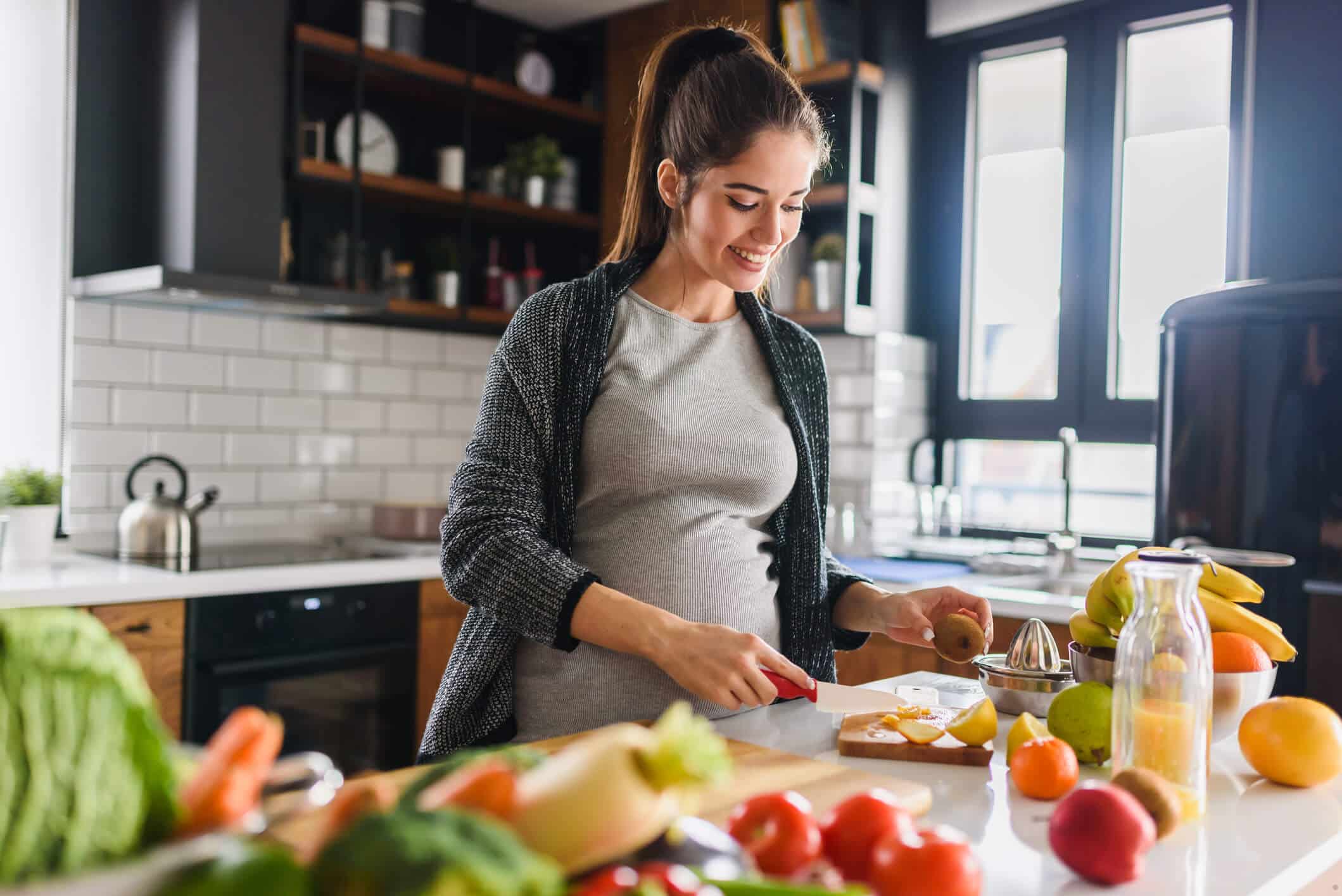 découvrez notre sélection de suppléments spécialement conçus pour les femmes enceintes. assurez le bien-être de votre bébé et de vous-même avec des vitamines essentielles et des minéraux qui soutiennent la santé pendant la grossesse. informez-vous et faites le bon choix pour une maternité épanouie.