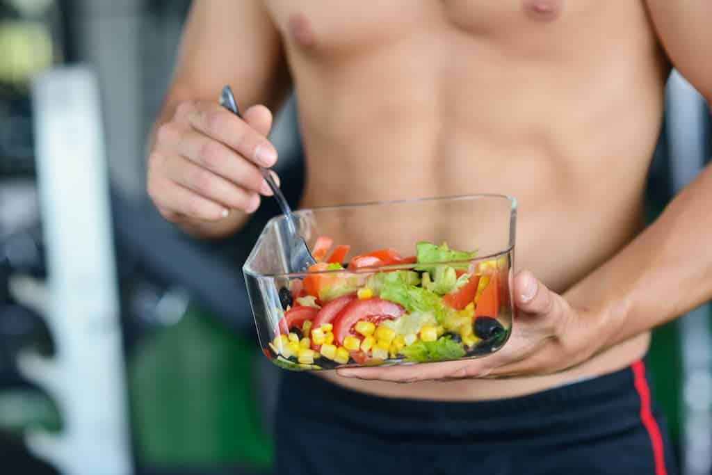 découvrez comment les athlètes utilisent les glucides pour optimiser leur performance. apprenez l'importance des glucides dans l'alimentation sportive, leurs effets sur l'énergie et la récupération, ainsi que des conseils pratiques pour une nutrition adaptée.